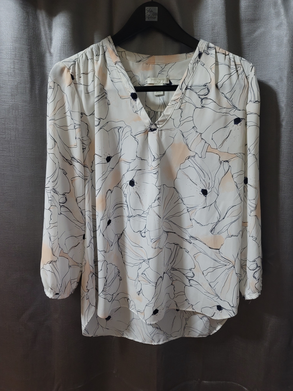 Saint Tropez West Cream Floral V-Neck Long-Sleeve Blouse